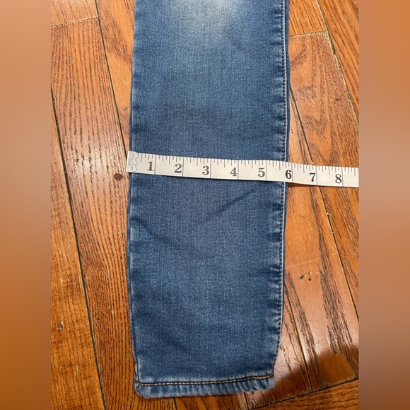Old Navy Indigo Skinny Jeans - Picture 5 of 9